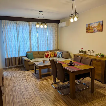 Business And Leisure In Mladost 2 With Free Garage Daire *